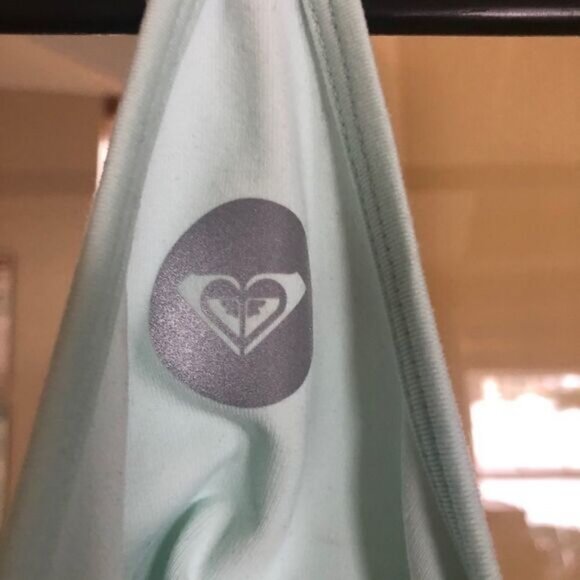 Roxy Tank Top BNWT BLUE  L - Picture 3 of 9